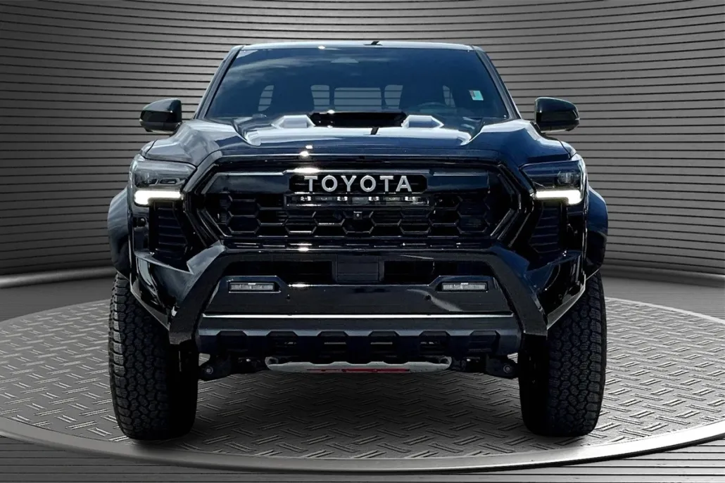2024 Toyota Tacoma TRD Pro 4x4 photo 1
