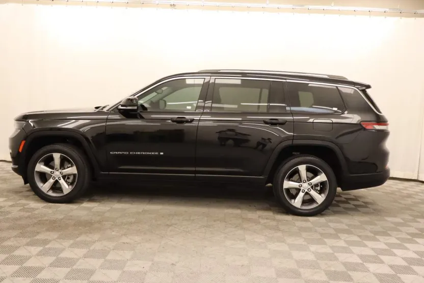 2021 Jeep Grand Cherokee Limited photo 1