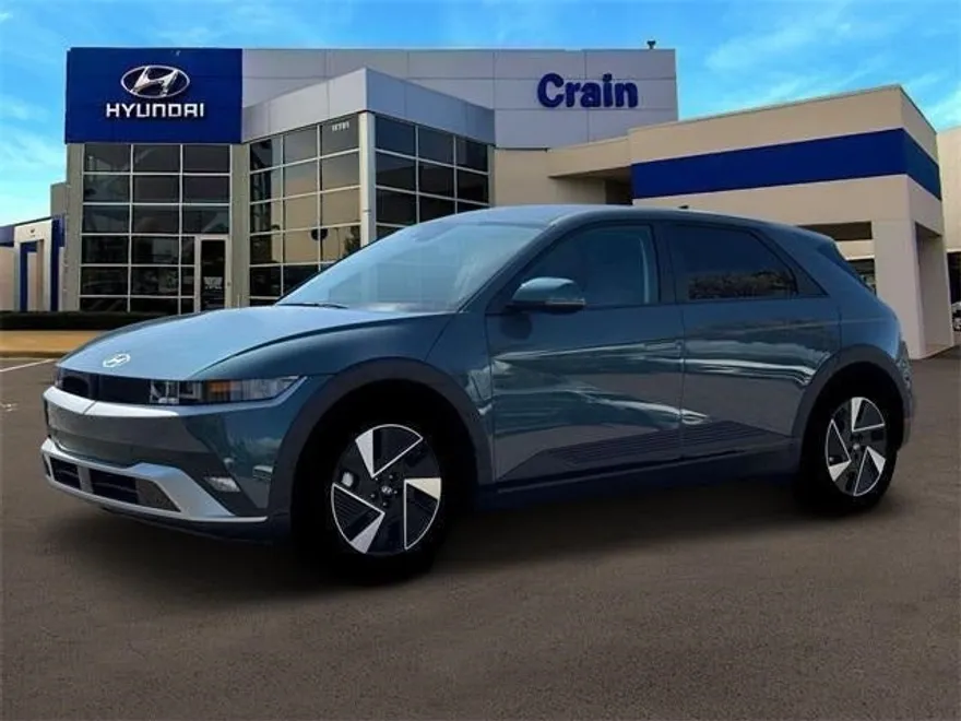 2025 Hyundai Ioniq 5 SE photo 1