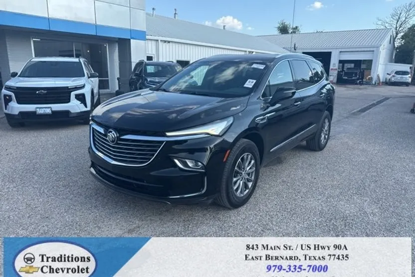 2023 Buick Enclave Essence photo 1