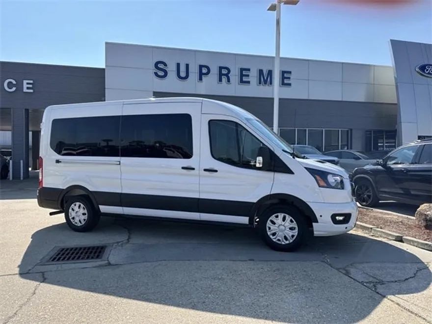 2025 Ford Transit Passenger Van XLT photo 1
