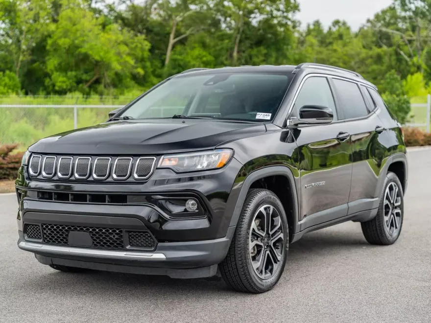 2022 Jeep Compass Limited photo 1