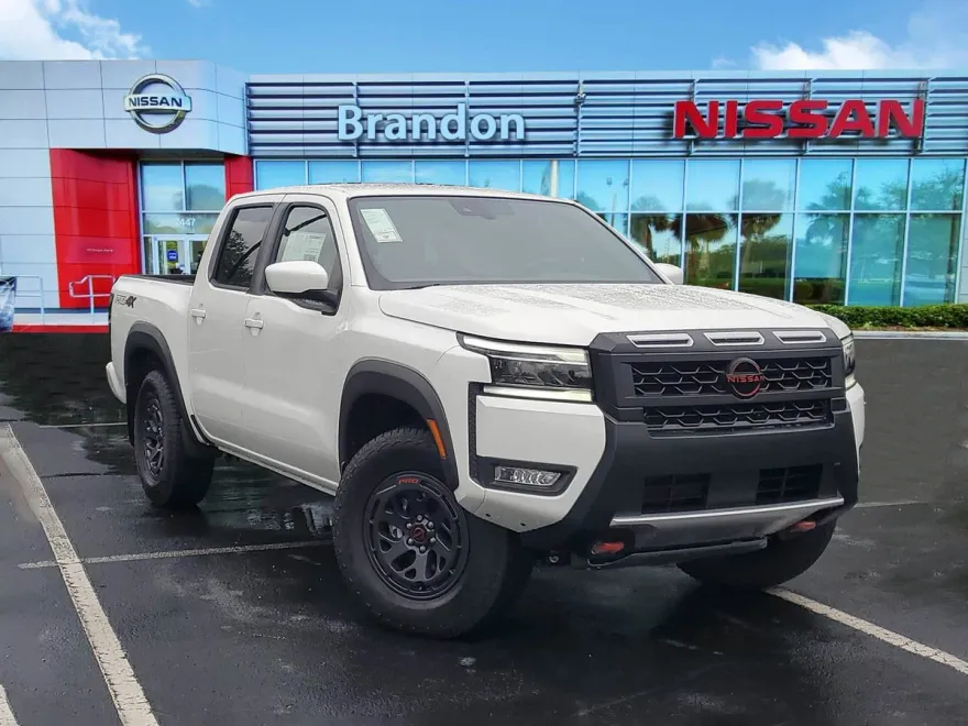 2025 Nissan Frontier PRO-4X photo 1
