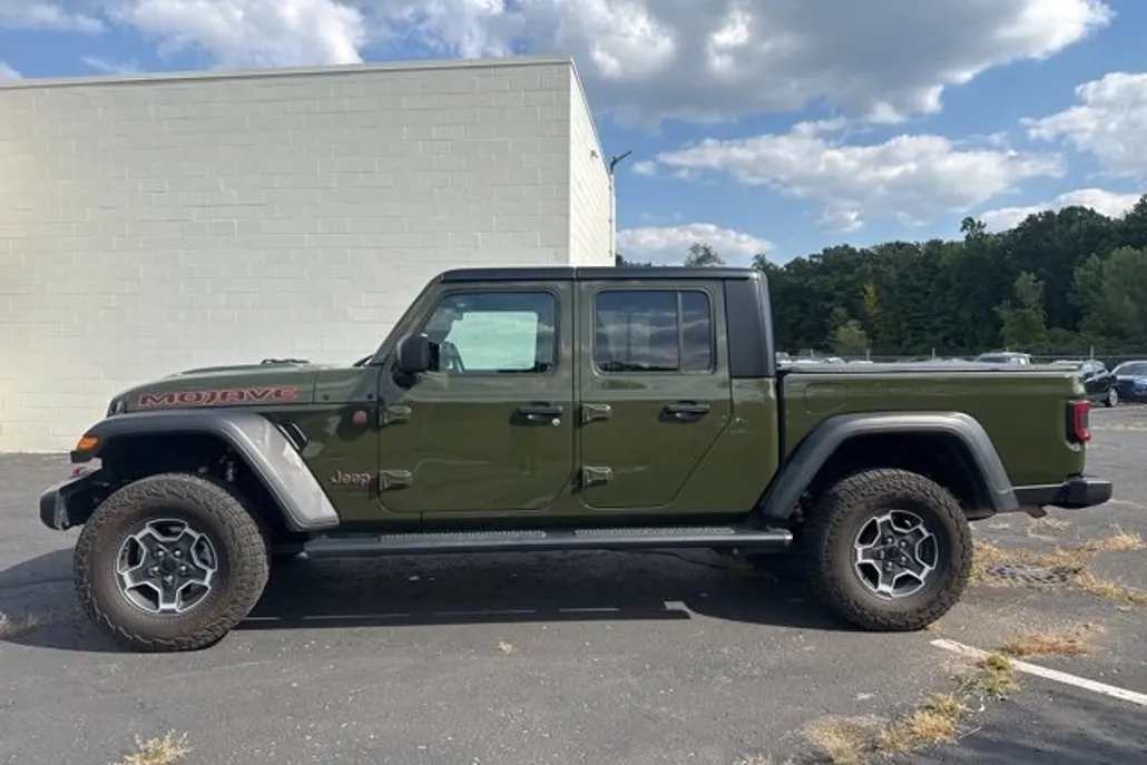 2023 Jeep Gladiator Mojave photo 1