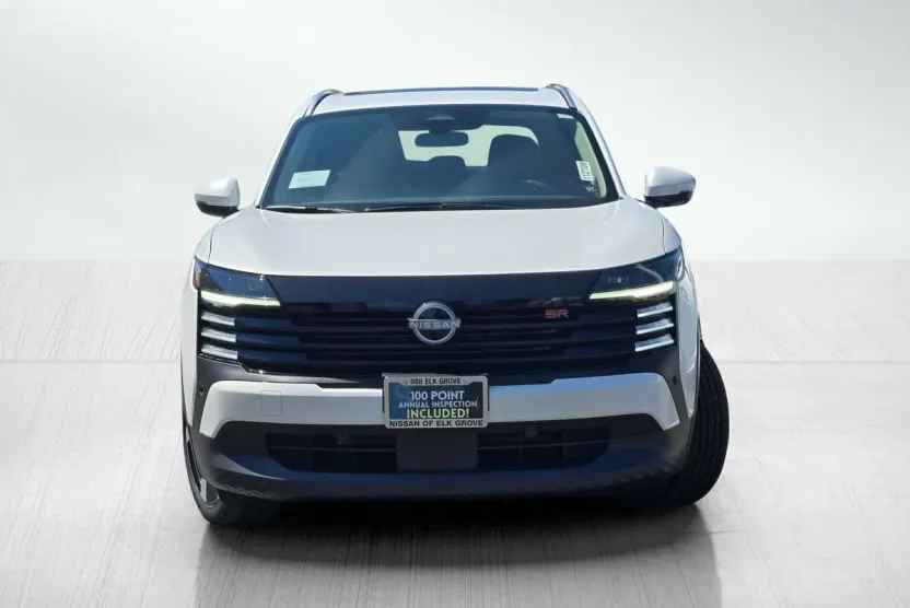 2025 Nissan Kicks SR photo 1