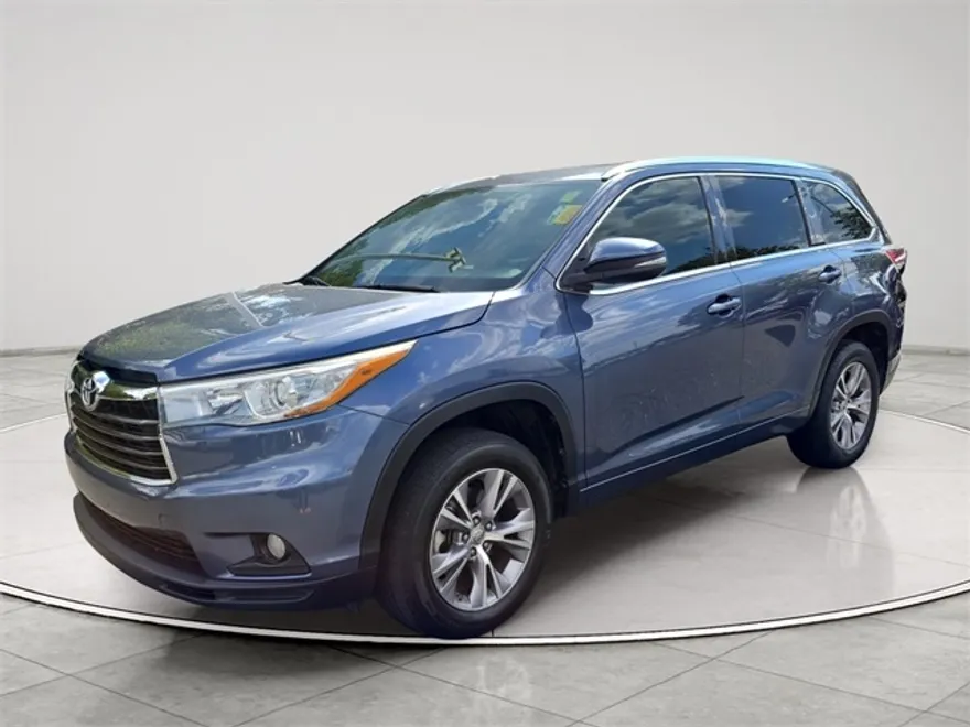 2015 Toyota Highlander XLE photo 1