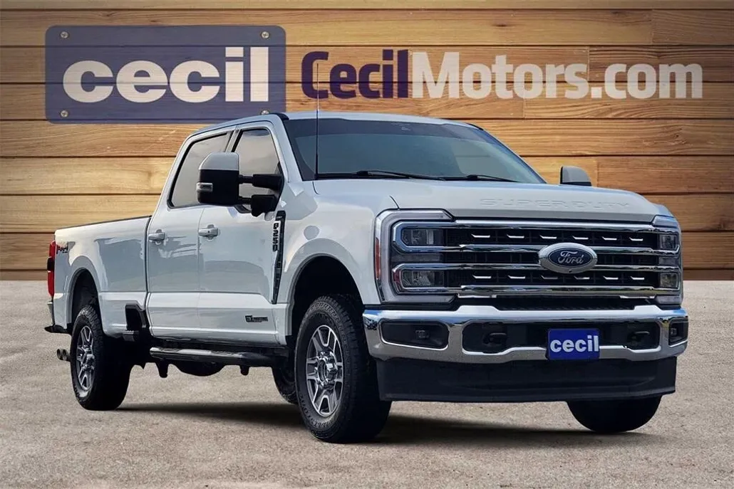 2023 Ford F-250 Lariat photo 1