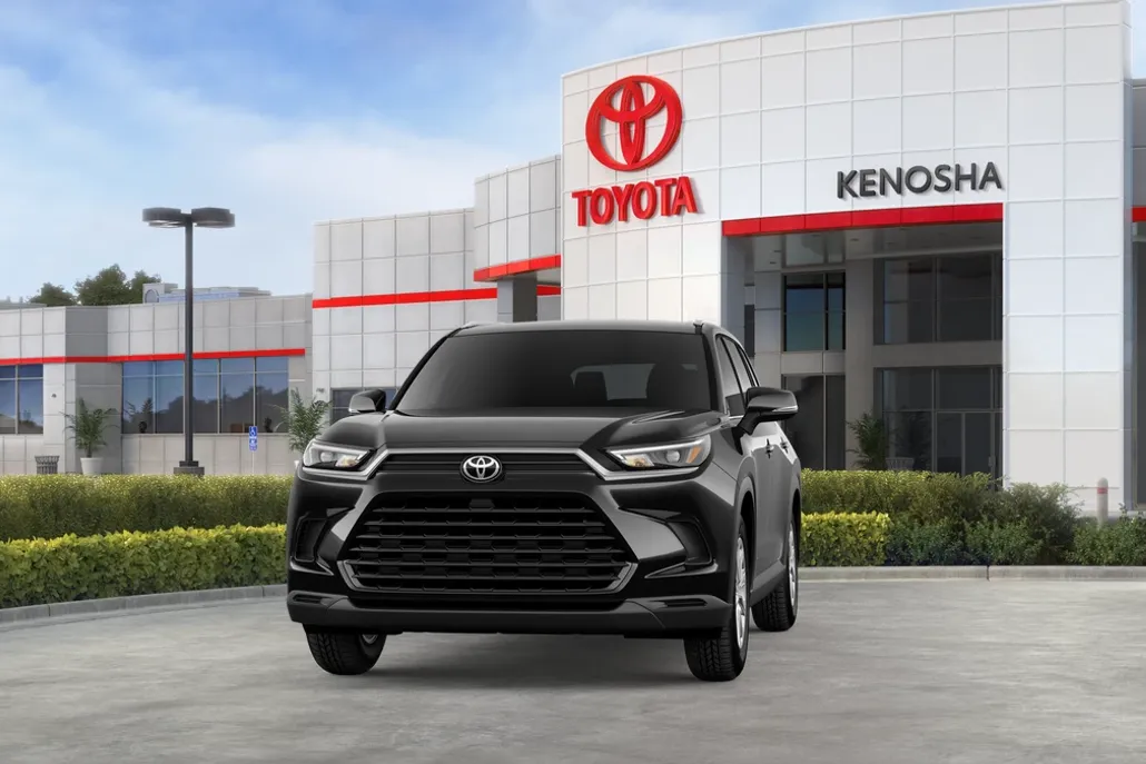 2026 Toyota Highlander Hybrid XLE photo 1
