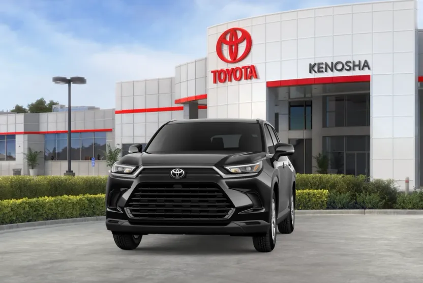 2026 Toyota Highlander Hybrid XLE photo 1