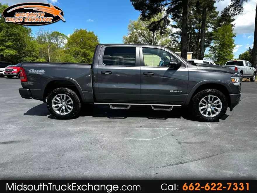 2020 Ram 1500 Laramie photo 1