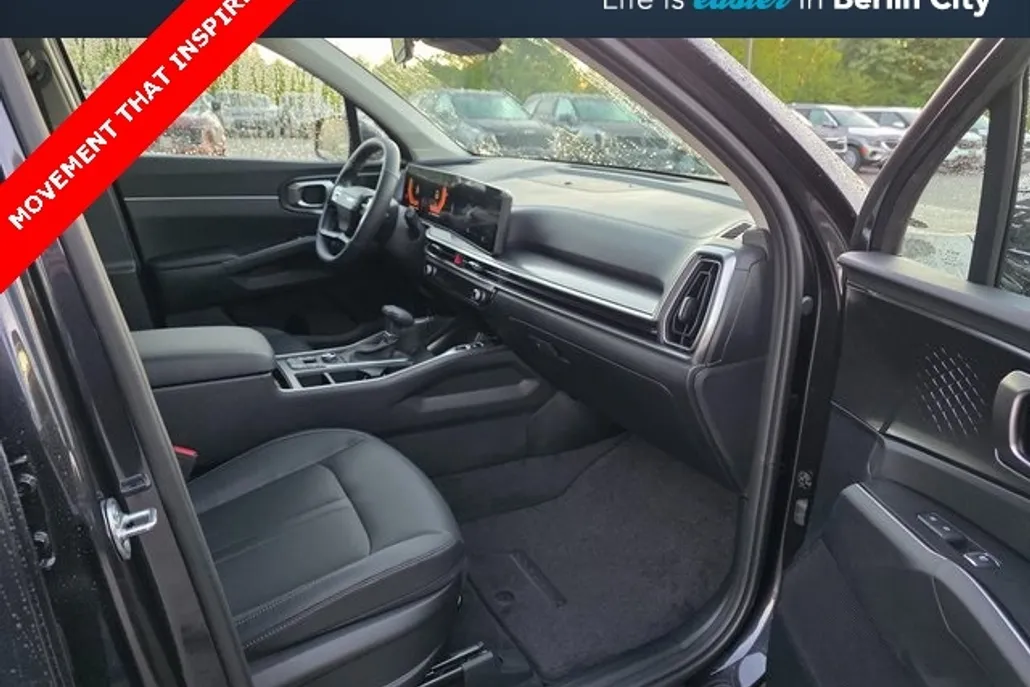 2026 Kia Sorento S photo 1