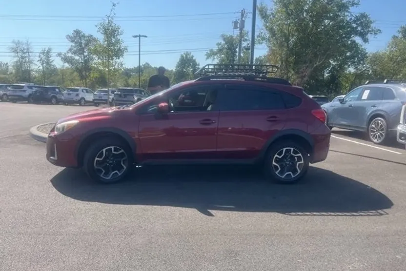 2017 Subaru Crosstrek Premium photo 1