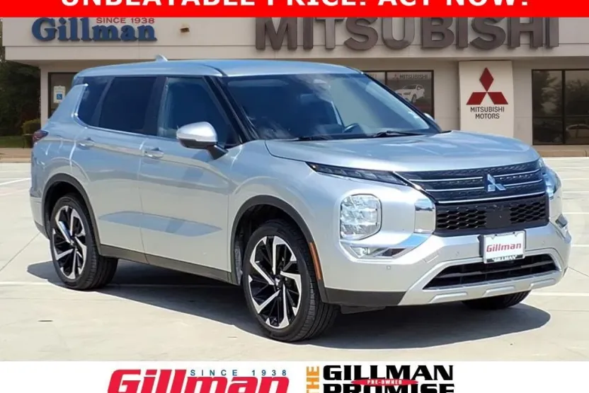 2022 Mitsubishi Outlander SE photo 1