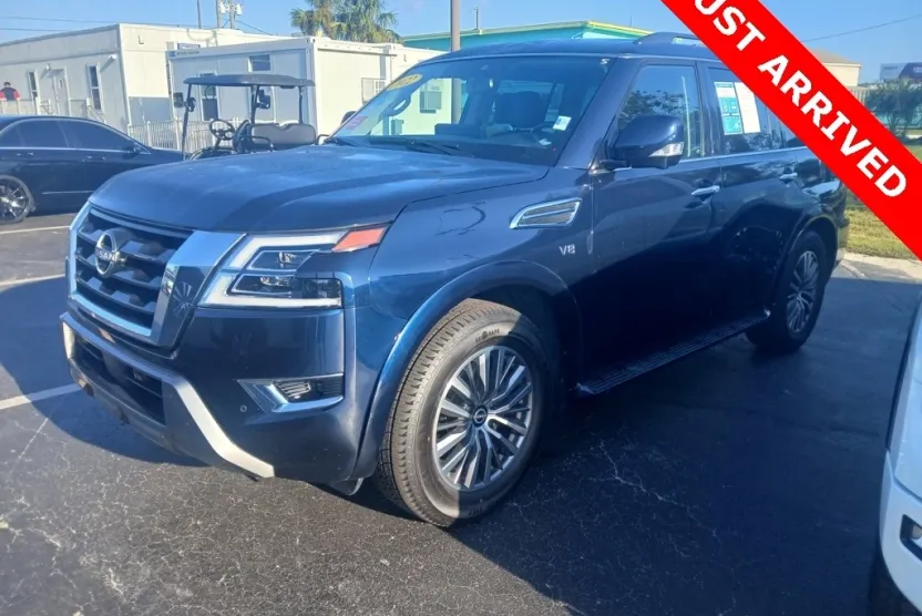 2022 Nissan Armada SL photo 1