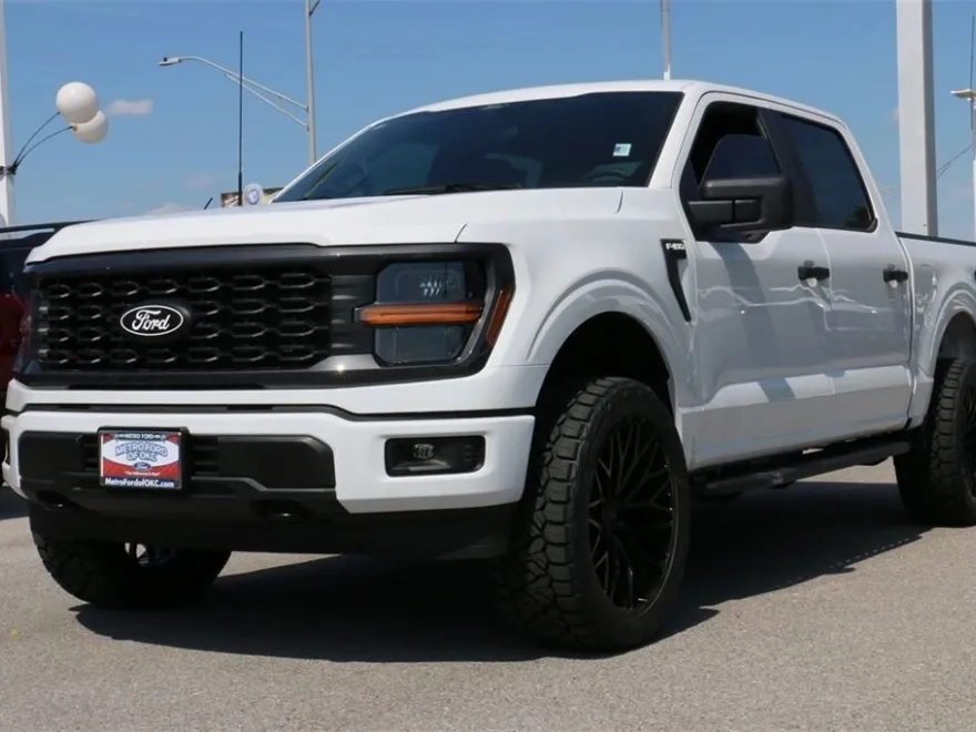 2025 Ford F-150 STX photo 1