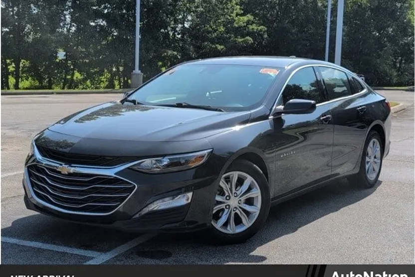 2023 Chevrolet Malibu 1LT photo 1
