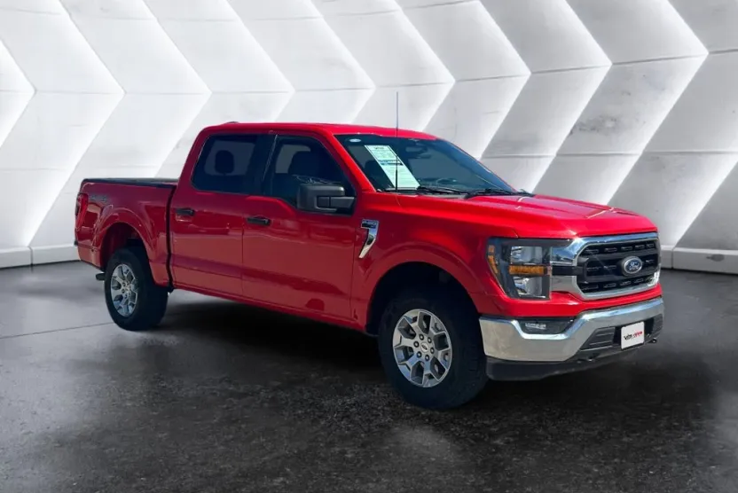 2023 Ford F-150 XLT photo 1
