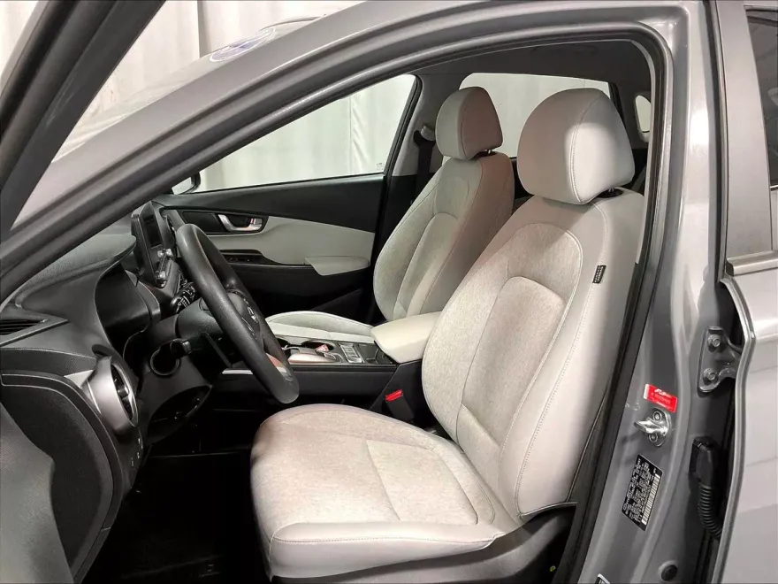 2023 Hyundai Kona Electric SE photo 11
