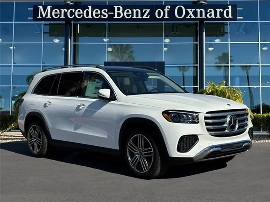 2025 Mercedes Benz GLS 450 4MATIC photo 1