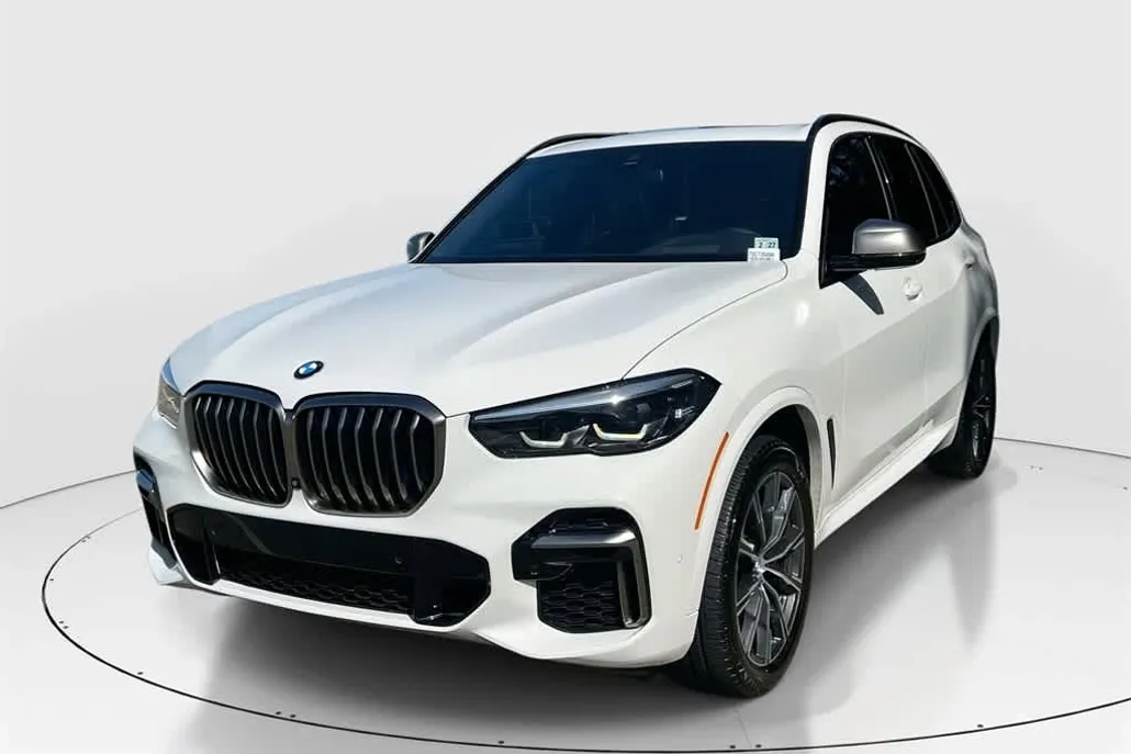 2022 Bmw X5 M50i photo 1
