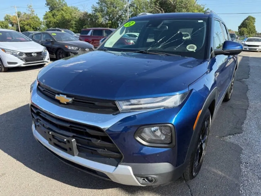 2022 Chevrolet Trailblazer LT photo 1