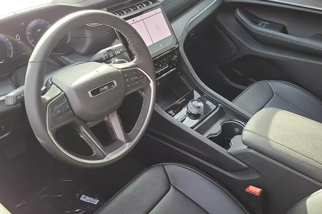 2025 Jeep Grand Cherokee Limited photo 1