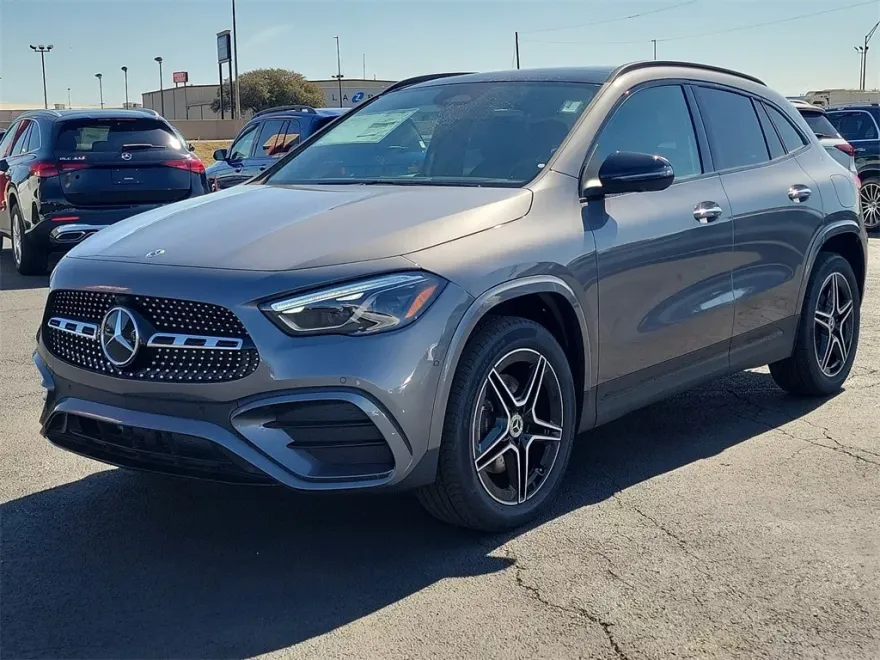 2025 Mercedes Benz GLA 250 photo 1