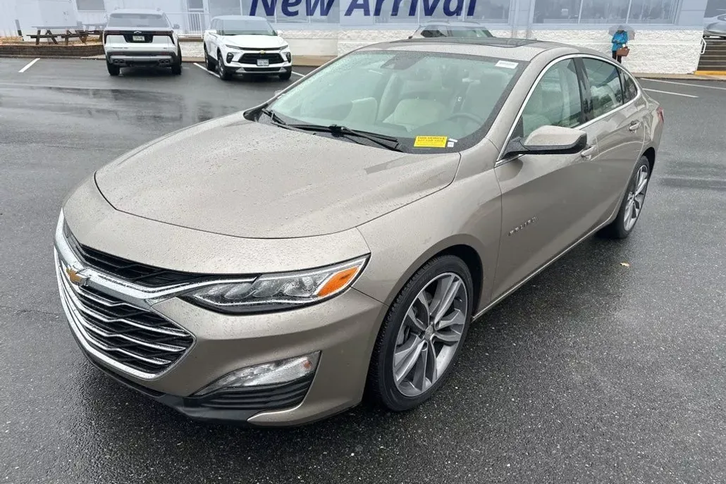 2024 Chevrolet Malibu Premier 2LT photo 1