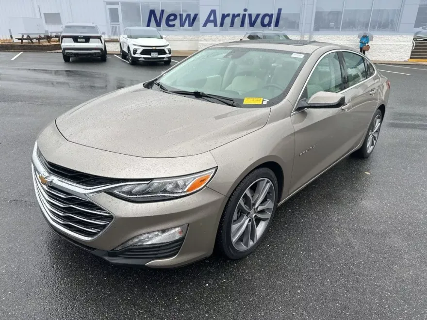 2024 Chevrolet Malibu Premier 2LT photo 1