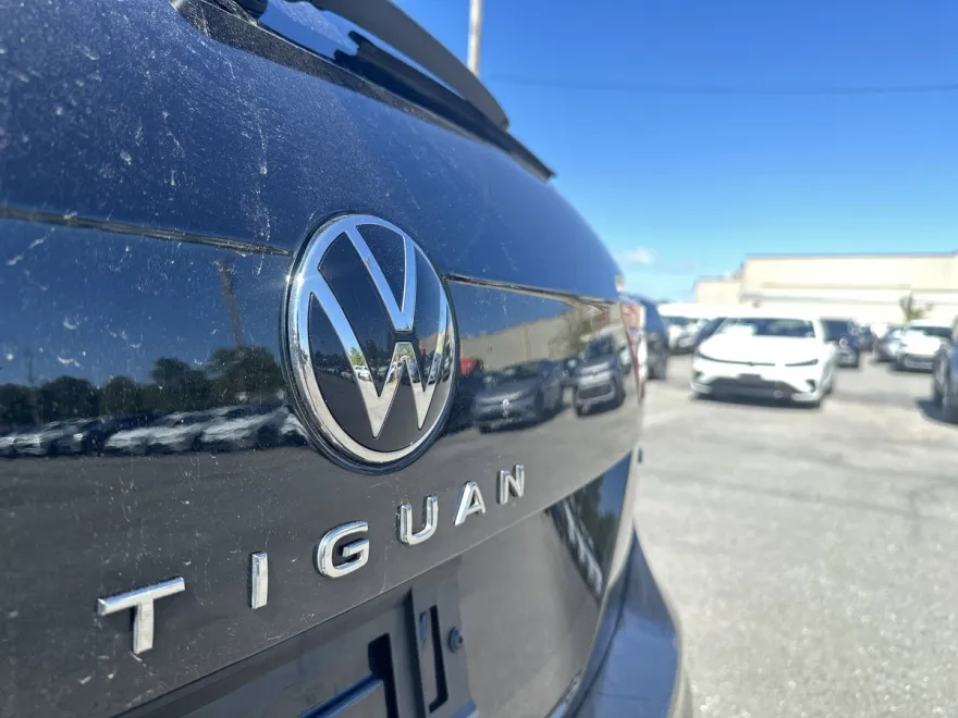 2024 Volkswagen Tiguan SE Wolfsburg Edition photo 1