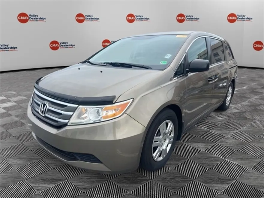 2012 Honda Odyssey LX photo 1