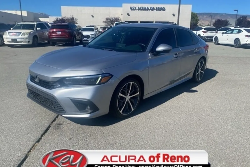 2022 Honda Civic Touring photo 1
