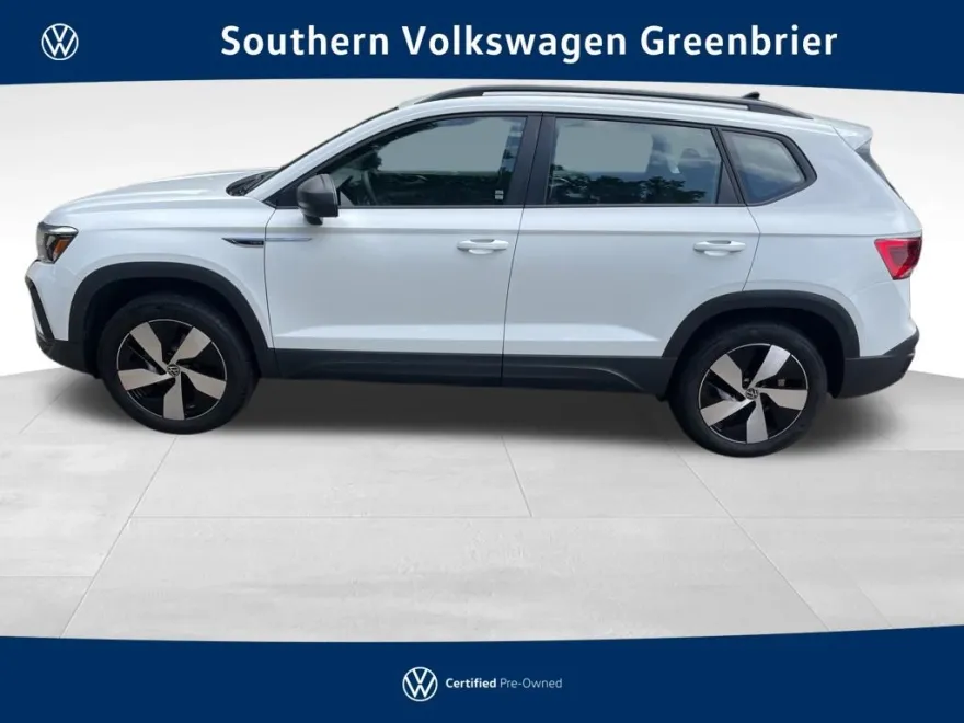 2024 Volkswagen Taos S photo 1