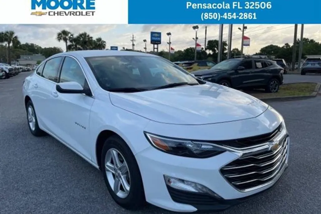 2023 Chevrolet Malibu 1LT photo 1