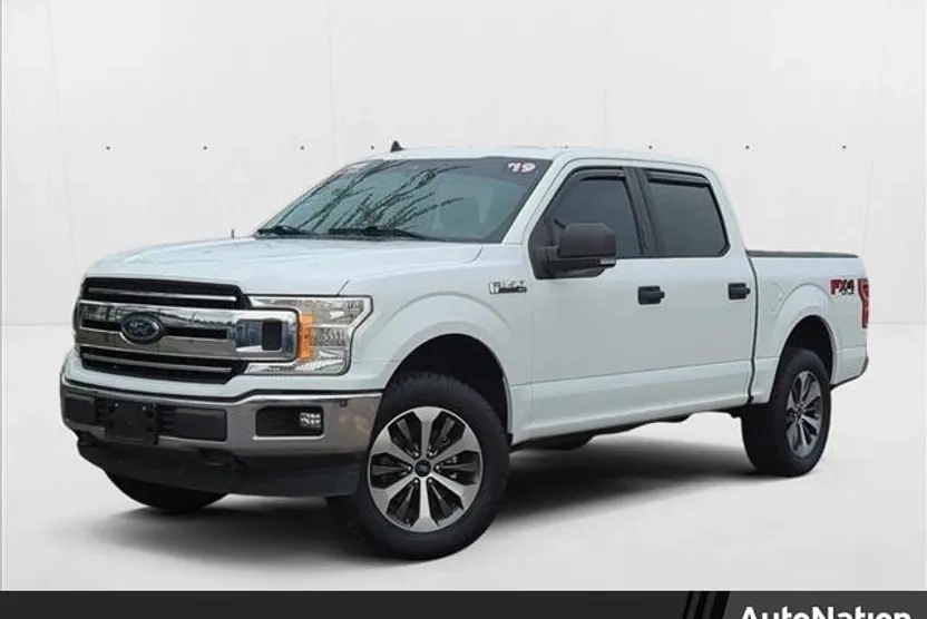 2019 Ford F-150 XLT photo 1