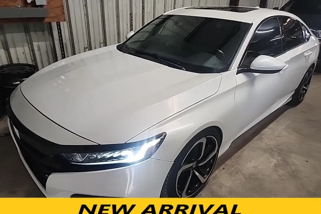2020 Honda Accord Sport photo 1