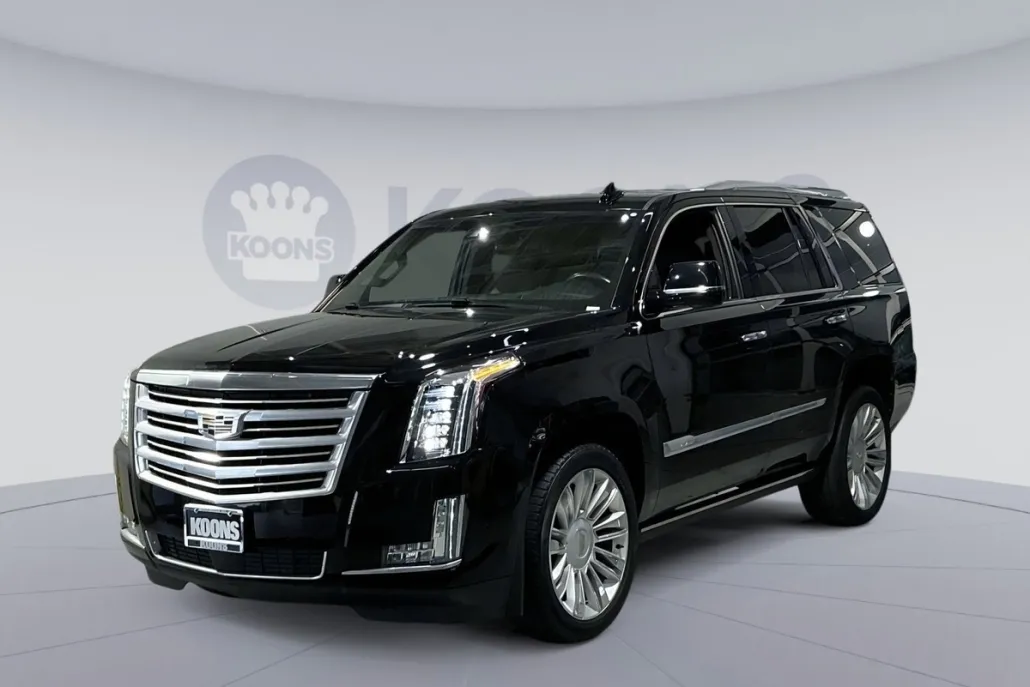 2019 Cadillac Escalade Platinum photo 1
