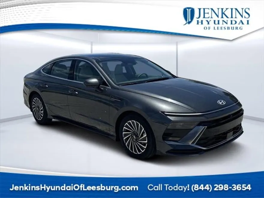 2025 Hyundai Sonata Hybrid Limited photo 1