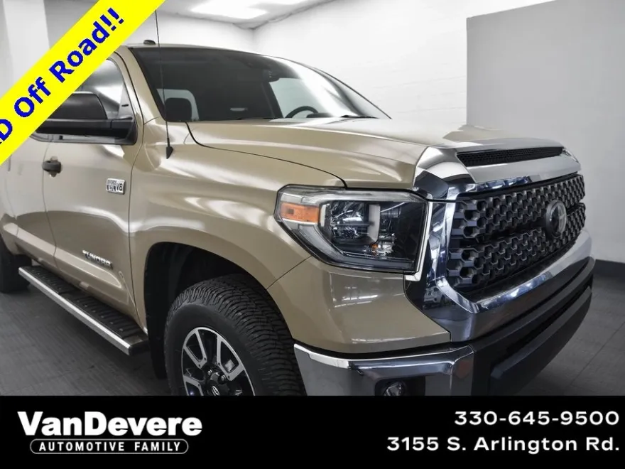2018 Toyota Tundra SR5 photo 1