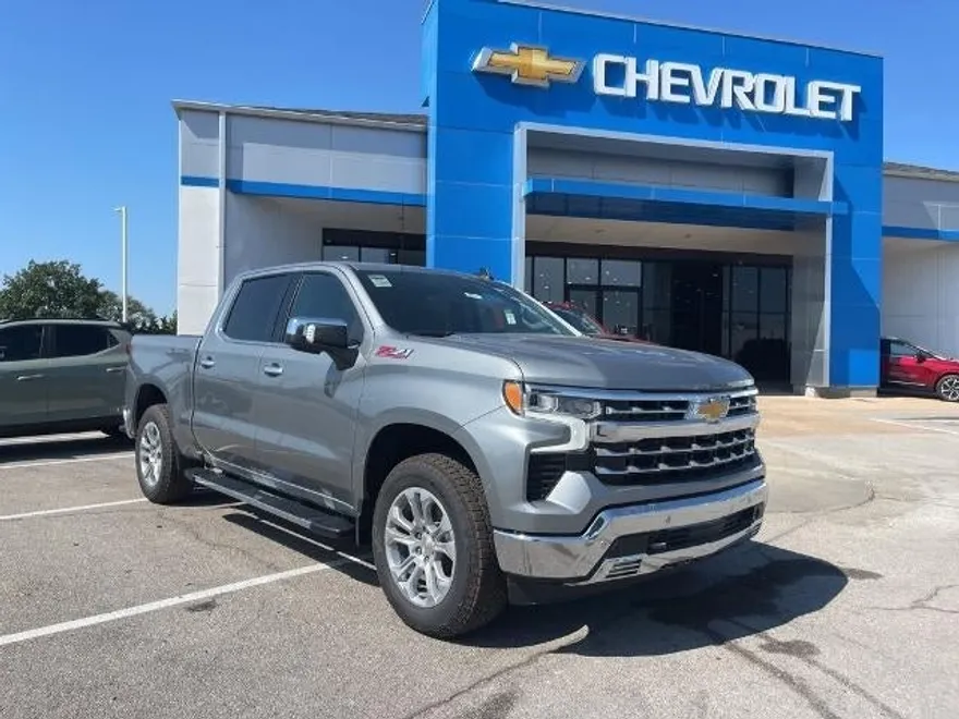 2026 Chevrolet Silverado 1500 LTZ photo 1