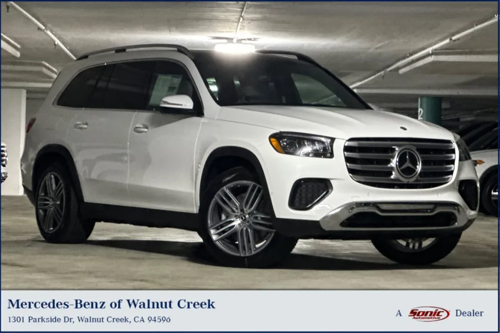 2025 Mercedes Benz GLS 450 4MATIC photo 1