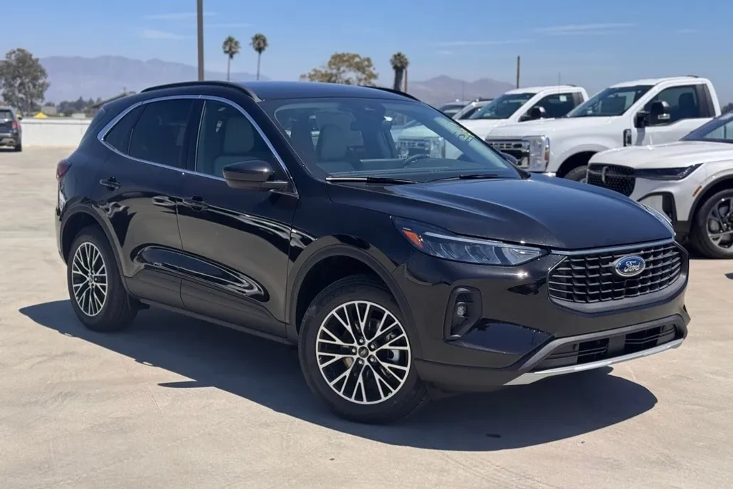 2025 Ford Escape Base photo 1