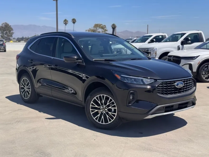 2025 Ford Escape Base photo 1