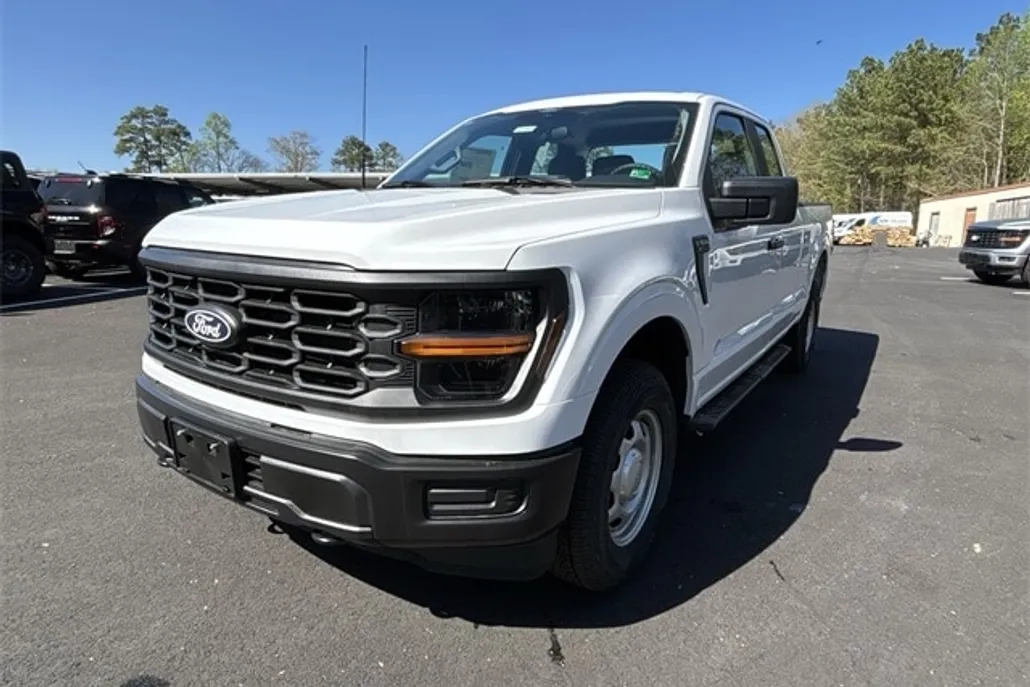 2025 Ford F-150 XL photo 1