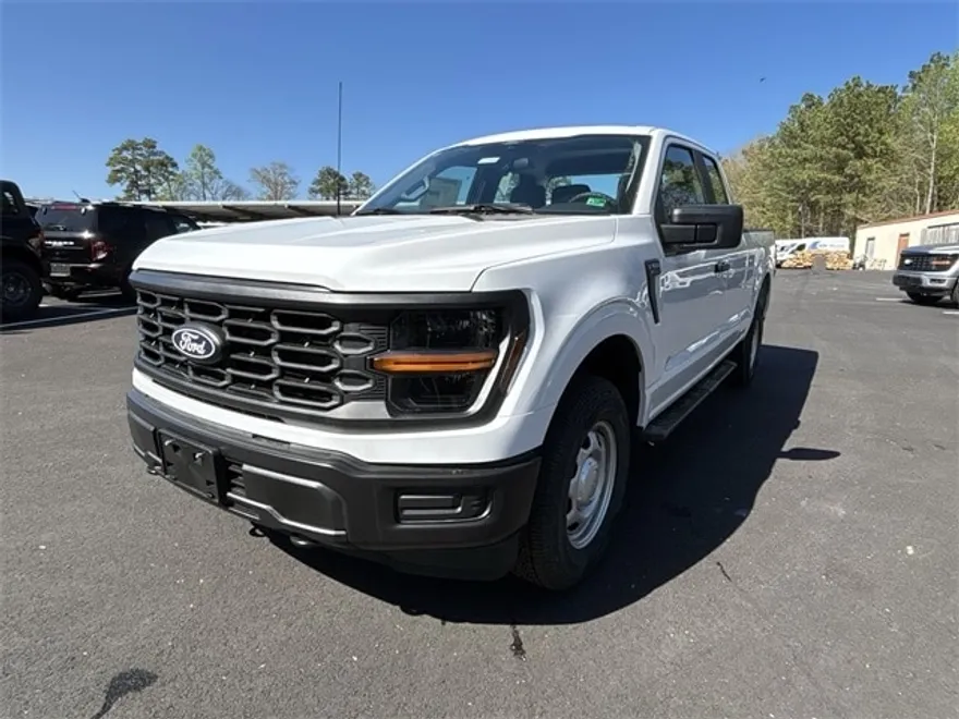 2025 Ford F-150 XL photo 1