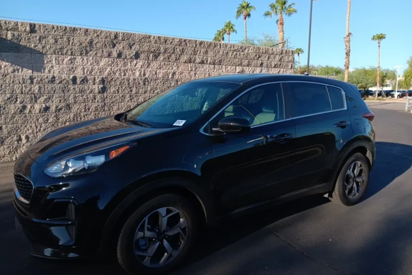 2022 Kia Sportage LX photo 1