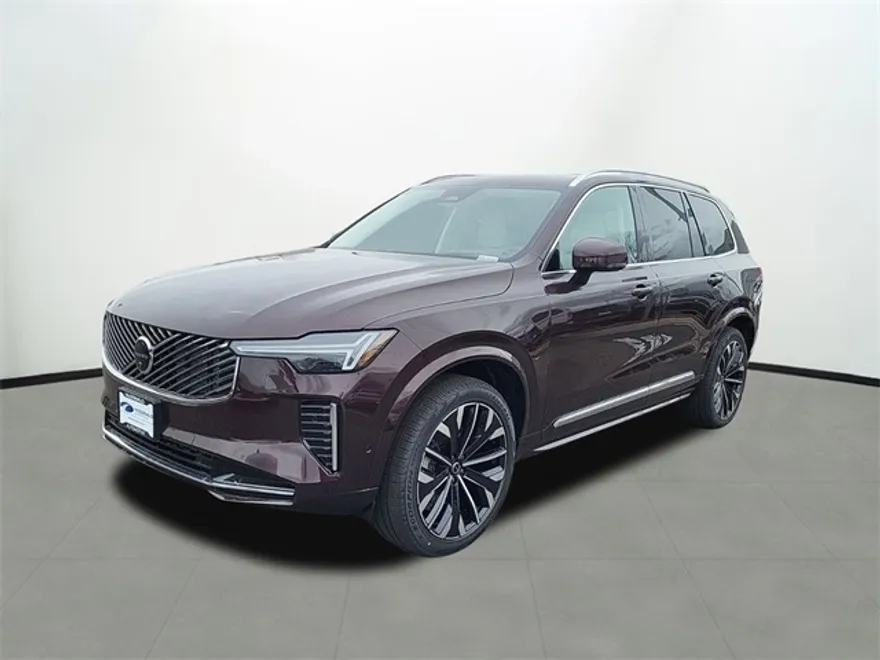 2025 Volvo XC90 photo 1