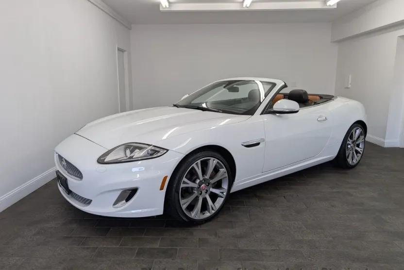 2014 Jaguar XK Base Convertible photo 1