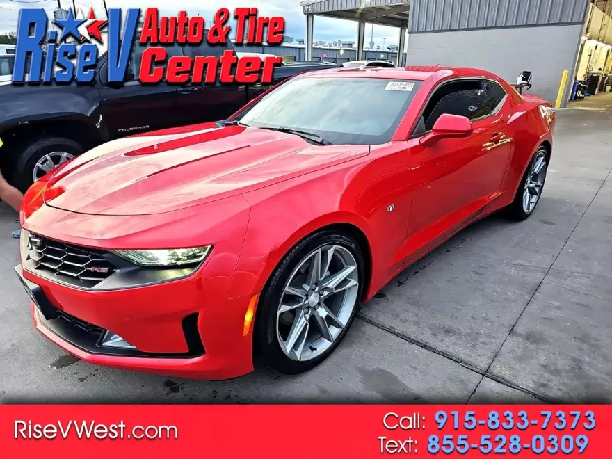 2022 Chevrolet Camaro 1LT Coupe photo 1