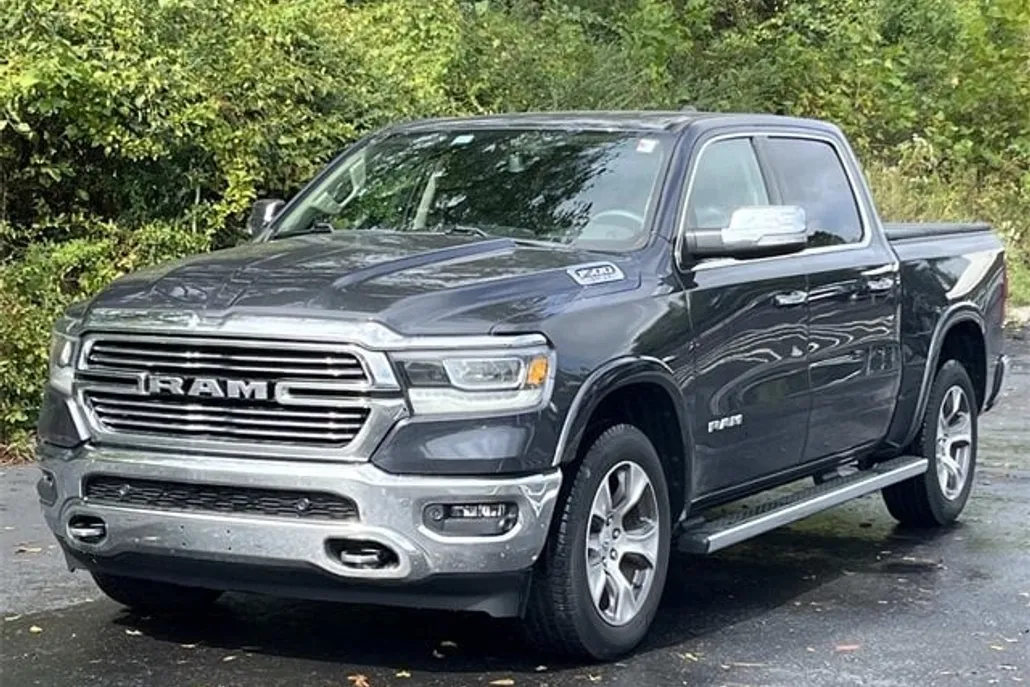 2020 Ram 1500 Laramie photo 1